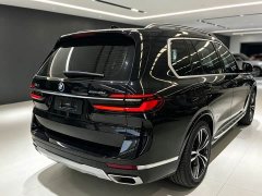 BMW X7 2023 xDrive40i M Sport Luxury Package - ფოტო 4