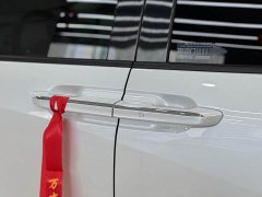 Buick Century 2025 2.0T Six-Seat Yun Shi Edition - ფოტო 9