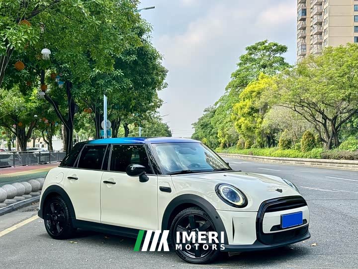 BMW MINI 1.5T COOPER 5-Door The Coopers Commemorative Edition - ავტომობილი ჩინეთიდან