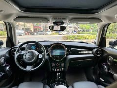 BMW MINI 1.5T COOPER 5-Door The Coopers Commemorative Edition - ფოტო 18