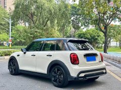 BMW MINI 1.5T COOPER 5-Door The Coopers Commemorative Edition - ფოტო 6
