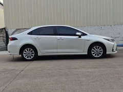 Toyota Corolla 2021 Hybrid 1.8L E-CVT Elite - ფოტო 8