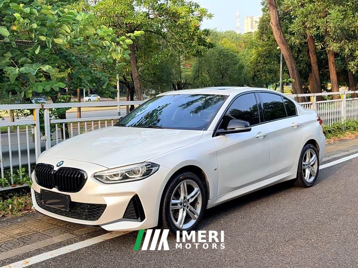 BMW 1 Series 120i M Sport Night Edition - ავტომობილი ჩინეთიდან