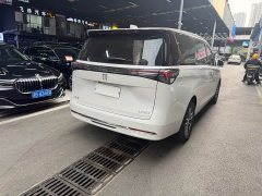 Buick GL8 Luxurious Edition Advance Enjoyment Version - ფოტო 4