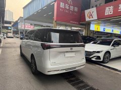 Buick GL8 Luxurious Edition Advance Enjoyment Version - ფოტო 6