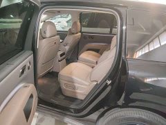 Li Auto i8 Standard Edition - ფოტო 6
