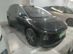 Li Auto i8 Standard Edition - ფოტო 7