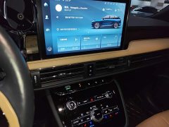 Lincoln Explorer 2.0T Two-Wheel Drive Elite - ფოტო 14