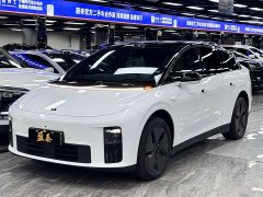 Li Auto i6 2025 Two-Wheel Drive Standard - ფოტო 1