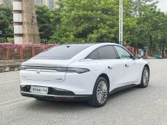 Buick Zhijing L7 Extended Range Avvia - ფოტო 16