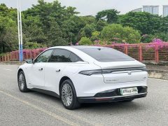 Buick Zhijing L7 Extended Range Avvia - ფოტო 18