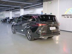 Toyota Grevias 2023 2.5L Hybrid Luxury - ფოტო 19