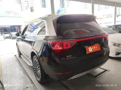 AITO M9 Extended Range Ultra 42kWh 6-Seater - ფოტო 4