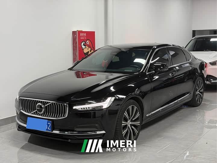 Volvo S90 2023 B5 Smart Luxury Edition - ავტომობილი ჩინეთიდან