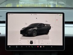 Tesla Model Y Rear-Wheel Drive - ფოტო 11