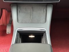 Tesla Model Y Rear-Wheel Drive - ფოტო 12