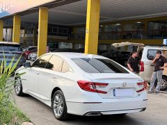 Honda Accord 2018 260TURBO Luxury China VI - ფოტო 13