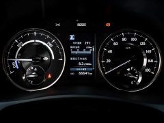 Toyota Vellfire 2020 Dual Engine 2.5L HV Luxury - ფოტო 13