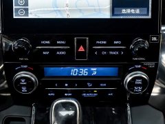 Toyota Vellfire 2020 Dual Engine 2.5L HV Luxury - ფოტო 18