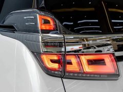 Toyota Vellfire 2020 Dual Engine 2.5L HV Luxury - ფოტო 9