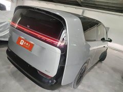 Li Auto Li Xiang MEGA Ultra - ფოტო 3