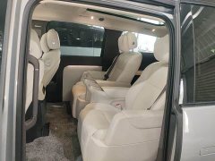 Li Auto Li Xiang MEGA Ultra - ფოტო 5