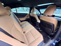 Lexus ES 200 Premium Edition - ფოტო 16