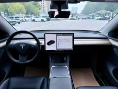 Tesla Model Y Standard Range RWD - ფოტო 5