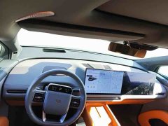 Li Auto i8 Standard Edition - ფოტო 3