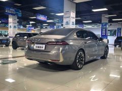 BMW 5 Series 530Li Luxury Edition Premium Package - ფოტო 5