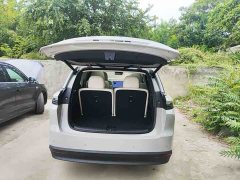 Li Auto i8 Standard Edition - ფოტო 9