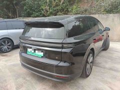 Li Auto i8 Standard Edition - ფოტო 9