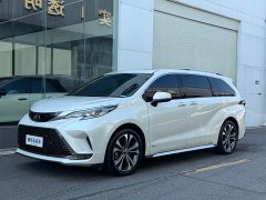 Toyota Gravia 2.5L Hybrid Flagship ULTRA Edition - ფოტო 1