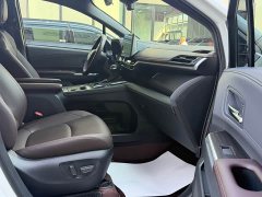 Toyota Gravia 2.5L Hybrid Flagship ULTRA Edition - ფოტო 16