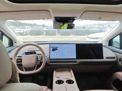 Li Auto i8 Standard Edition - ფოტო 5