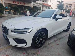 Volvo S60 B4 Smart Luxury Edition - ფოტო 1