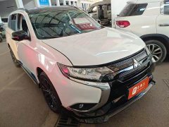 Mitsubishi Outlander 2021 2.0L FWD Radiant Edition 5-Seater - ფოტო 2