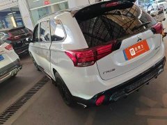 Mitsubishi Outlander 2021 2.0L FWD Radiant Edition 5-Seater - ფოტო 8