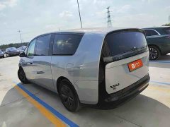Li Auto Li Xiang MEGA Ultra - ფოტო 3