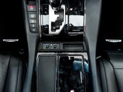 Toyota Vellfire 2020 Dual Engine 2.5L HV Luxury - ფოტო 19