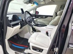 Dongfeng Forthing V9 2026 200km Enjoy Edition Four-Seat Pop-Top Camper Van - ფოტო 7
