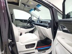 Dongfeng Forthing V9 2026 200km Enjoy Edition Four-Seat Pop-Top Camper Van - ფოტო 8