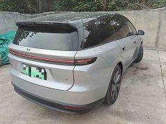 Li Auto i8 Standard Edition - ფოტო 2