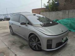 Li Auto i8 Standard Edition - ფოტო 3