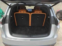 Li Auto i8 Standard Edition - ფოტო 8