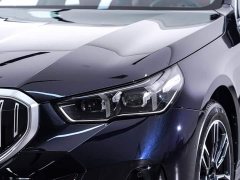 BMW 5 Series 530Li Premier M Sport Package - ფოტო 10