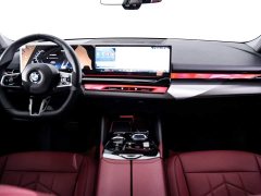 BMW 5 Series 530Li Premier M Sport Package - ფოტო 14