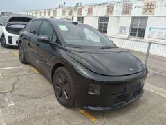 Li Auto i6 2025 Two-Wheel Drive Standard - ფოტო 2