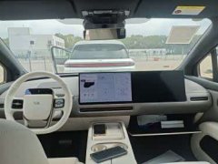 Li Auto i6 2025 Two-Wheel Drive Standard - ფოტო 7