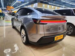 Tesla Model Y Rear-Wheel Drive Launch Edition - ფოტო 6
